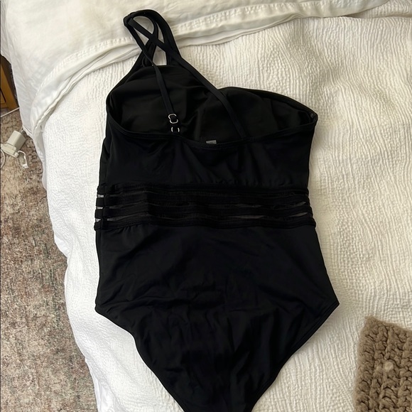 Amazon Women's Black One-Piece Swimsuit - Picture 11 of 11